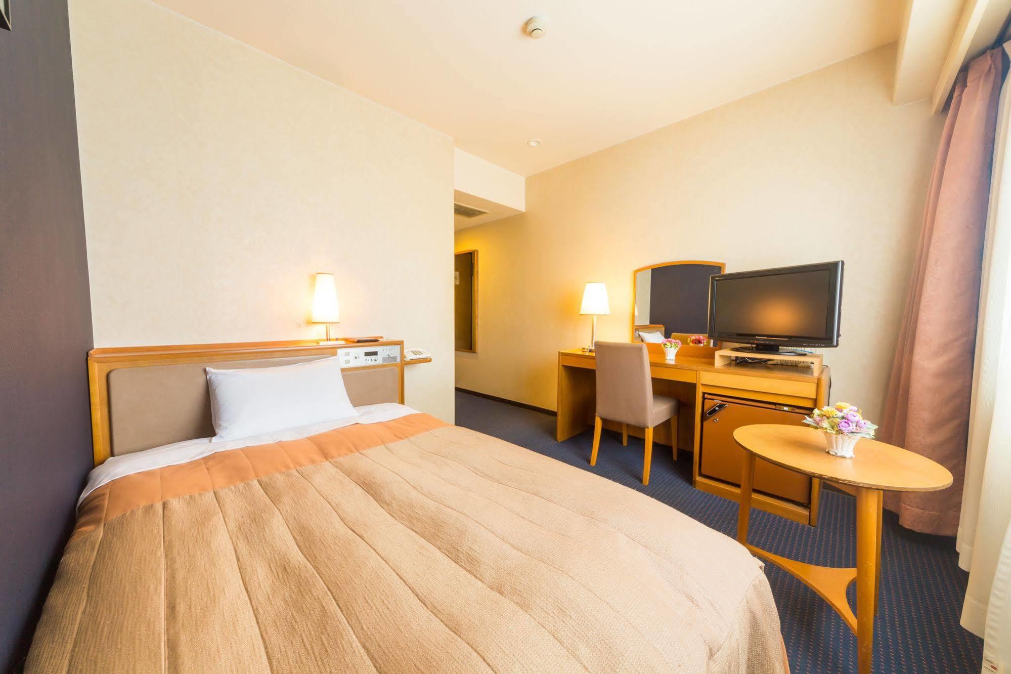 The Crown Palais New Hankyu Kochi Esterno foto