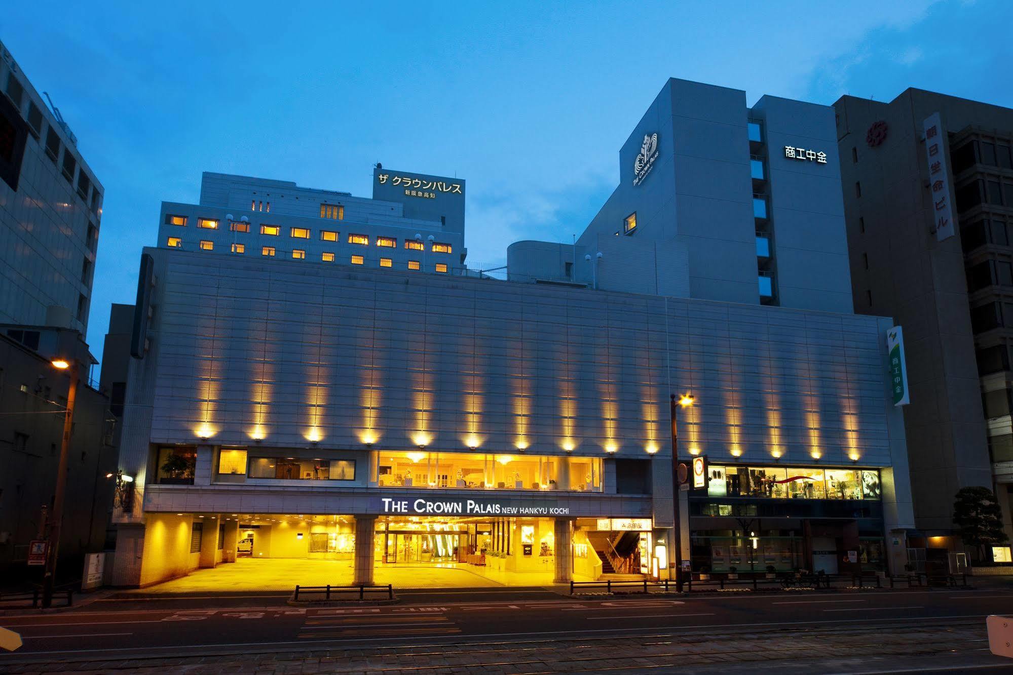 The Crown Palais New Hankyu Kochi Esterno foto