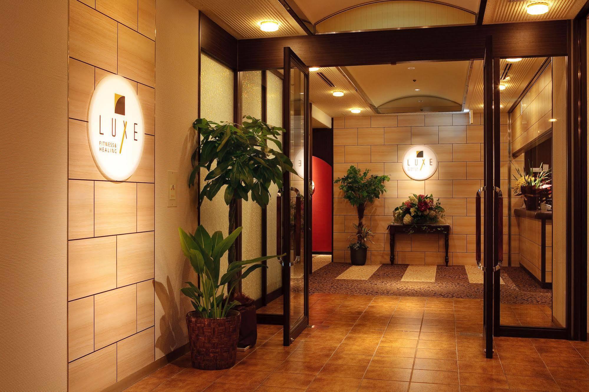 The Crown Palais New Hankyu Kochi Esterno foto